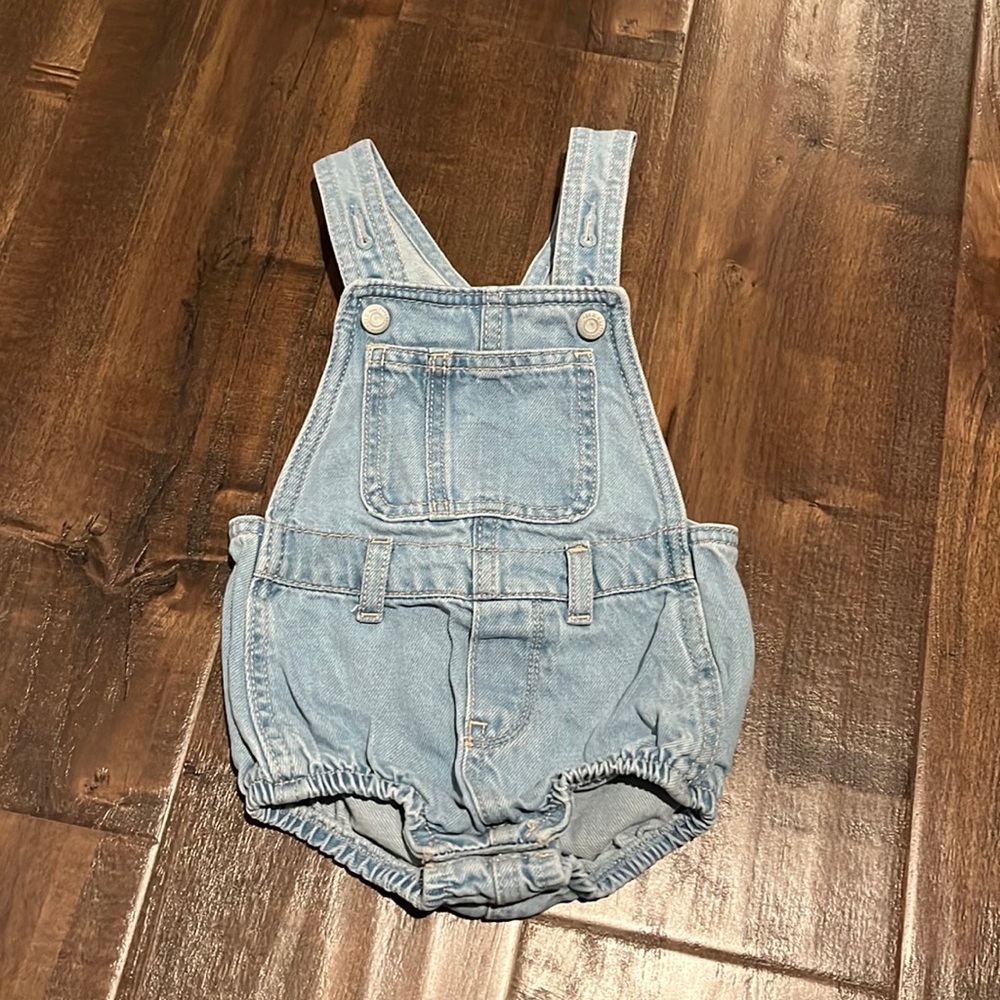 Old Navy baby girl overalls